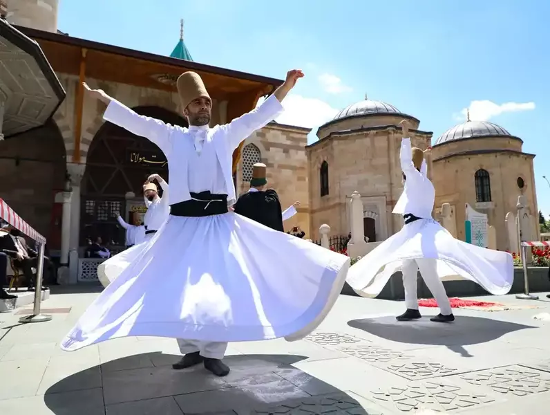 10 Days Istanbul, Bursa, Cappadocia, Konya, and Pamukkale Tour Package from Istanbul