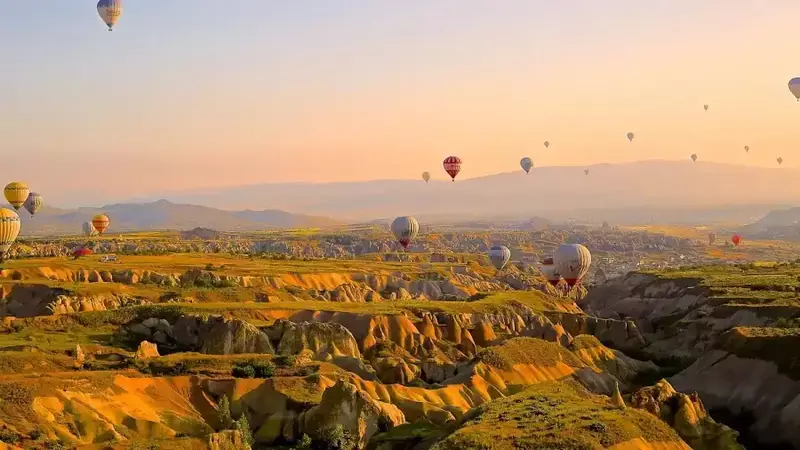 Cappadocia Hot Air Balloon Watching Tour at Sunrise