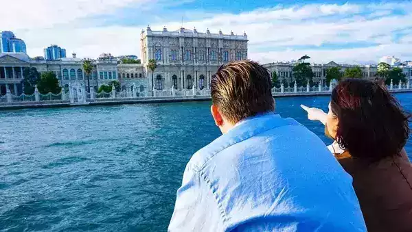 جولة بحرية في مضيق البوسفور في إسطنبول لنصف يوم بعد الظهر