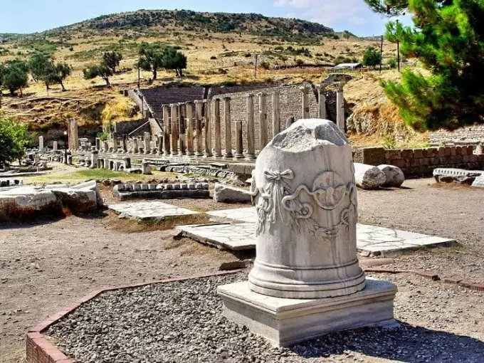 Daily Pergamon and Asclepion Tour from Kusadasi or Selcuk