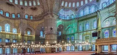 Paquete de Tour Islámico en Estambul para Grupos en Escala hacia la Umrah