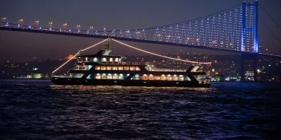Istanbul Bosphorus Dinner Cruise and Turkish Night Show